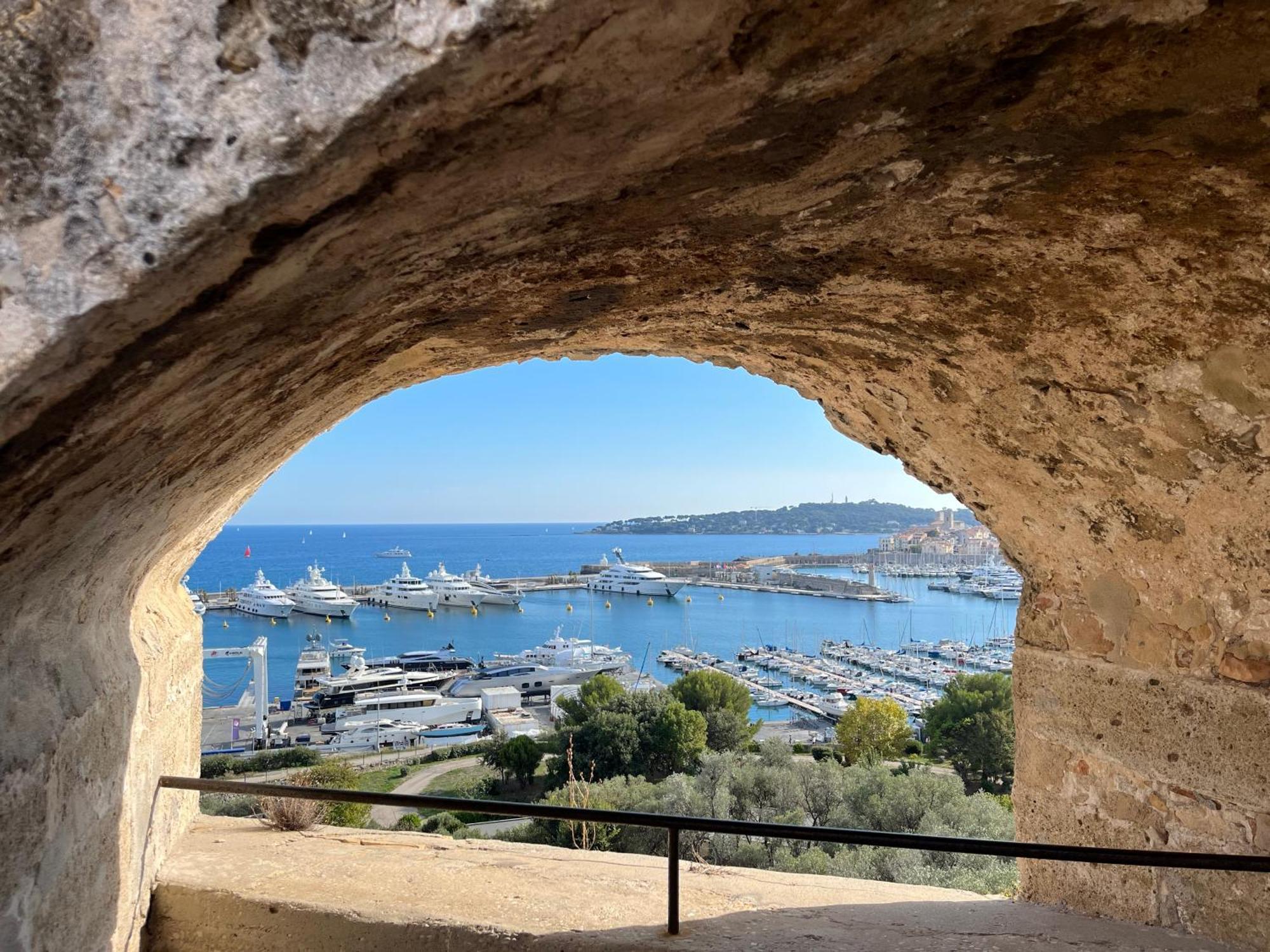 Antibes Carre D'Or Bastion Albert 1Er Vue Mer Luaran gambar