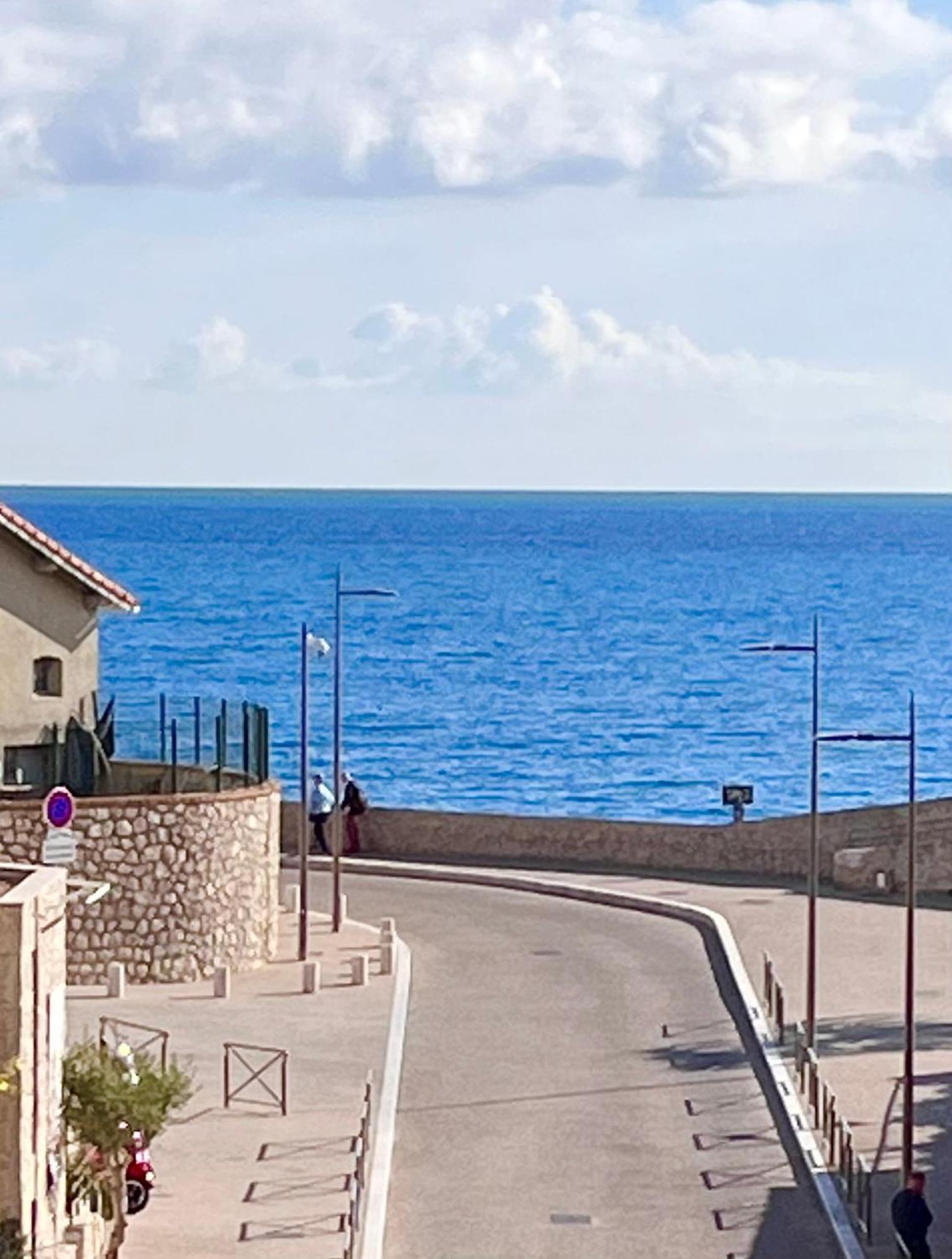 Antibes Carre D'Or Bastion Albert 1Er Vue Mer Luaran gambar
